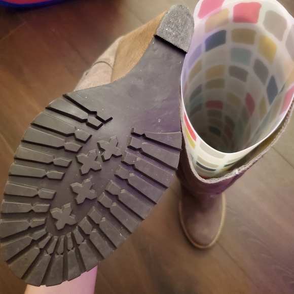 Bakers Wedge Boot - Picture 3 of 8